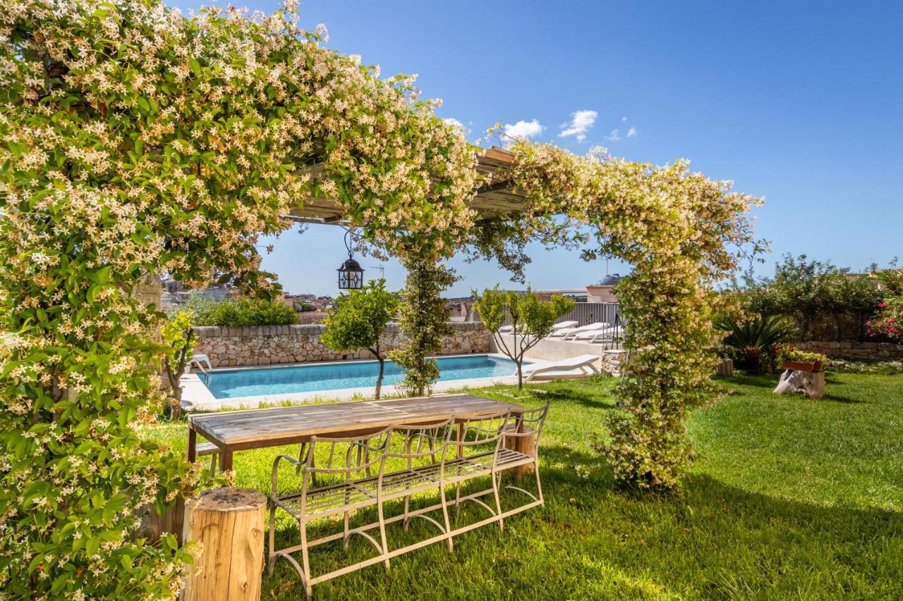 Villa Rosaria Rooms Noto Zewnętrze zdjęcie