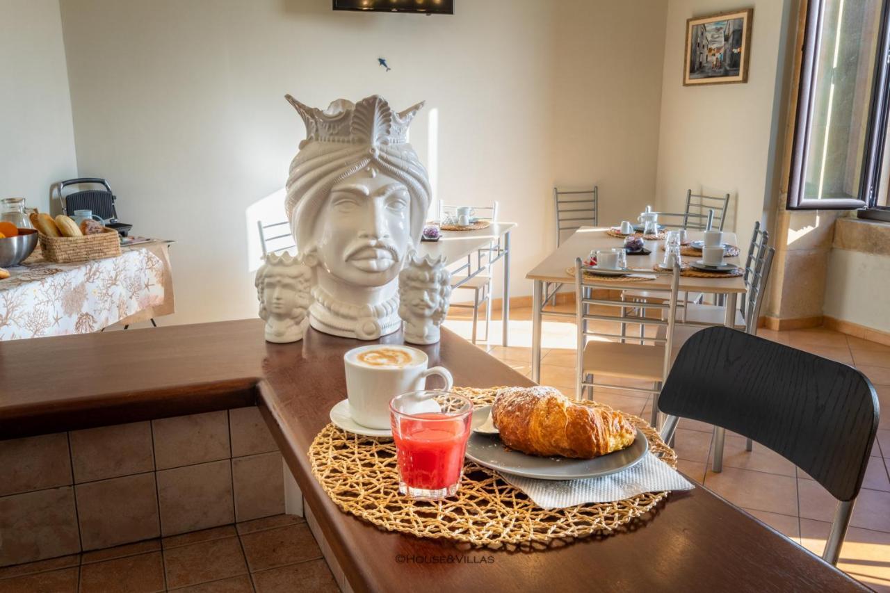 Villa Rosaria Rooms Noto Zewnętrze zdjęcie